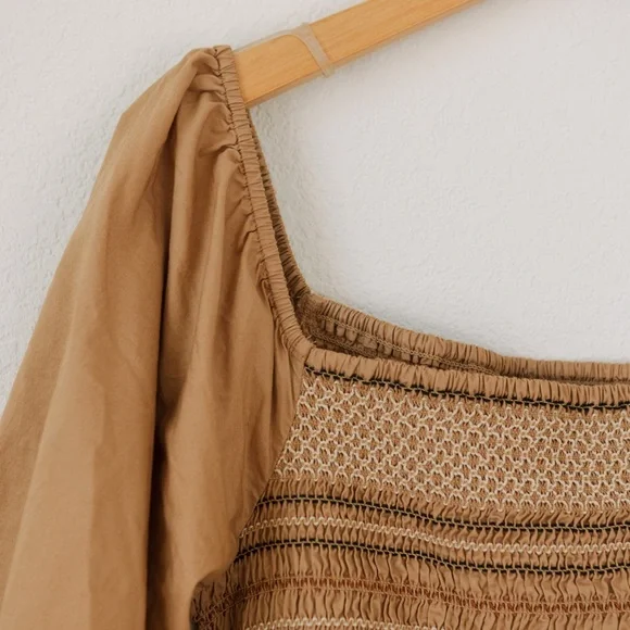 Elegant Tan Women's Dress - Picture 5 of 7